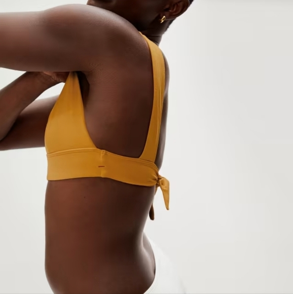 NWT Everlane Triangle bikini top in yellow size large - Picture 3 of 7